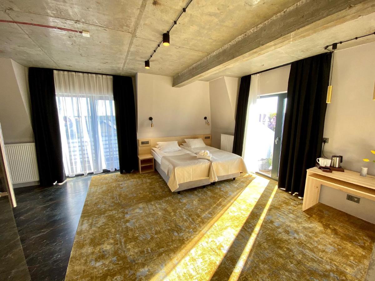Amber Port Hotel Darlowko Kültér fotó
