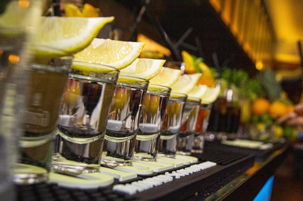 Amber Port Hotel Darlowko Kültér fotó